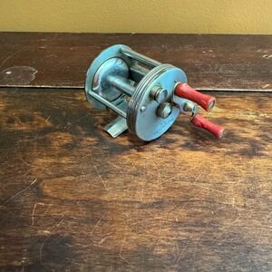 Vintage Red River Model V-7345 Fishing Reel Spincast Open Face Collectible